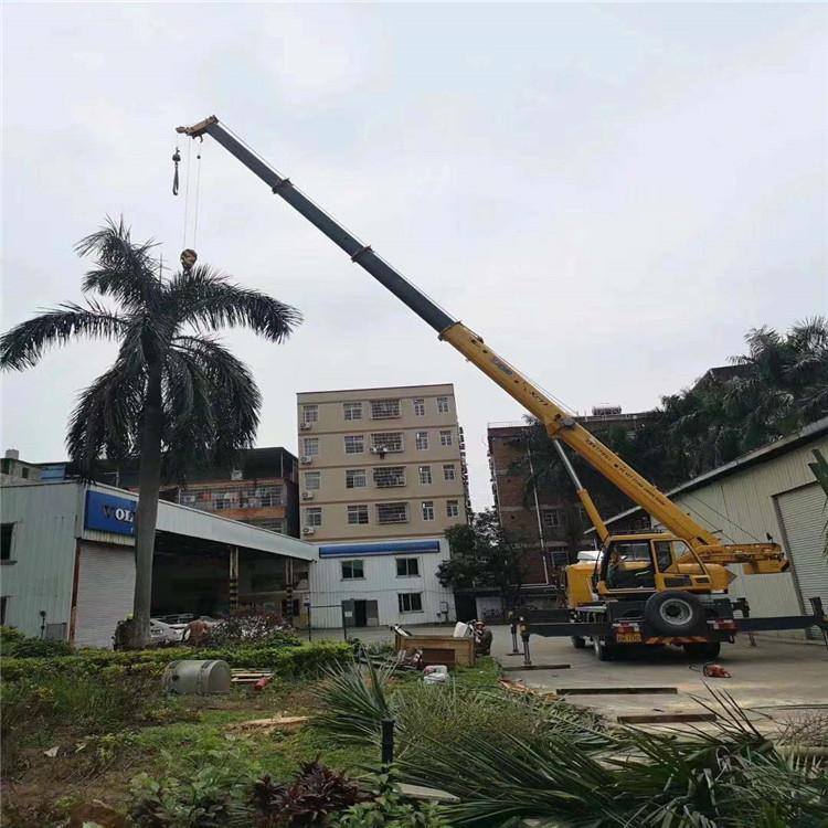 安庆大观12吨吊车出租一天的收费标准是什么