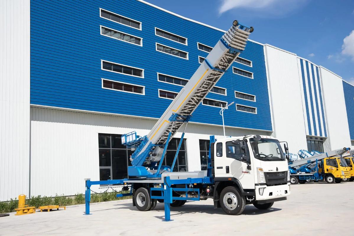 安庆大观小型云梯车上料车租赁多少钱